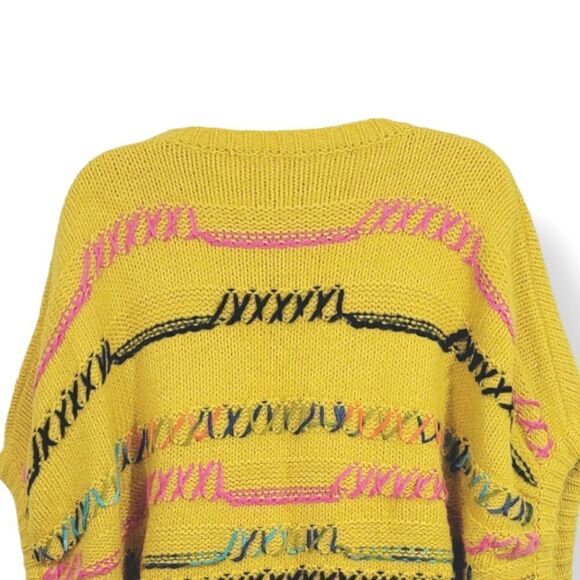 NEW Easel Whip Stitch Batwing Poncho Soft Sweater in Yellow Combo Size S/M - Picture 7 of 14